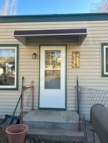 Building Photo - 816 Alder St