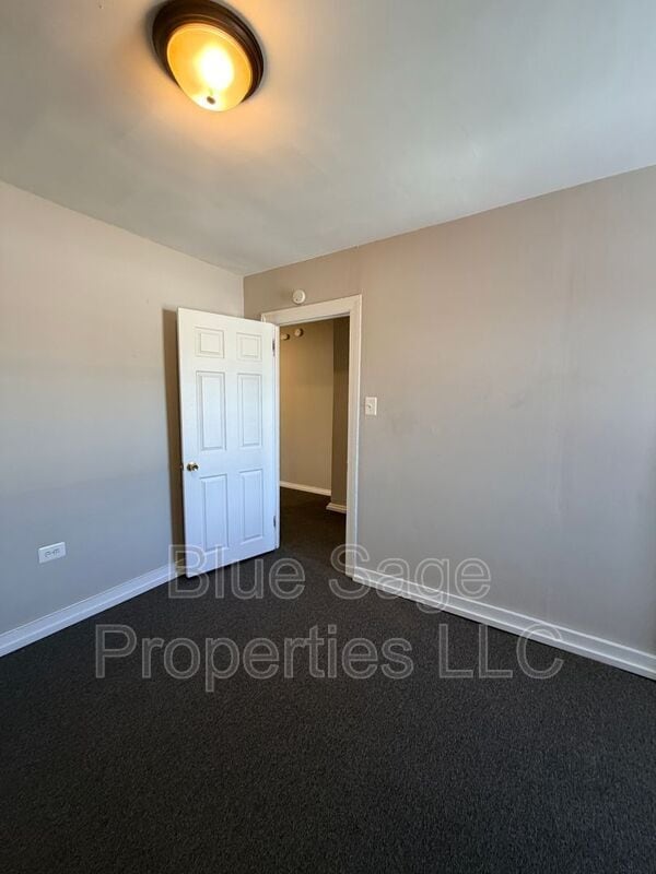 Building Photo - 425 Pusey Ave