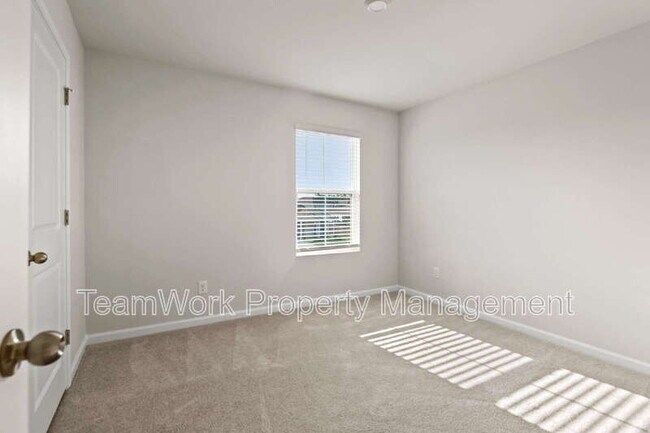 Building Photo - 507 Donnas Vw Wy