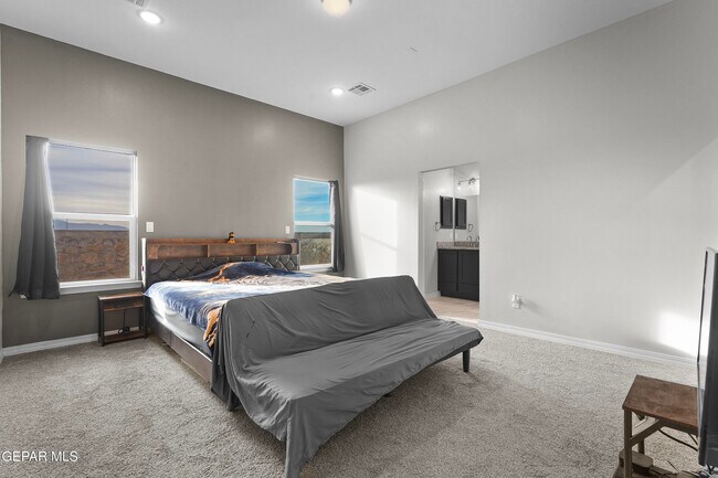 Building Photo - 12681 Don Norte St