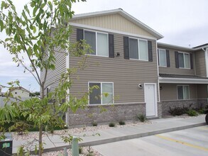 Building Photo - 3 Bedroom Tremonton Apartment Home