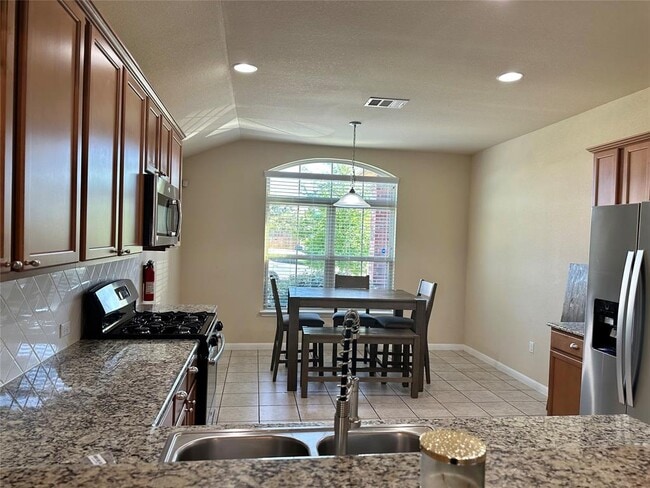 Building Photo - 401 Tula Trail