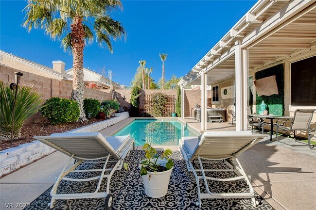 Building Photo - 5783 Tuscan Hill Ct