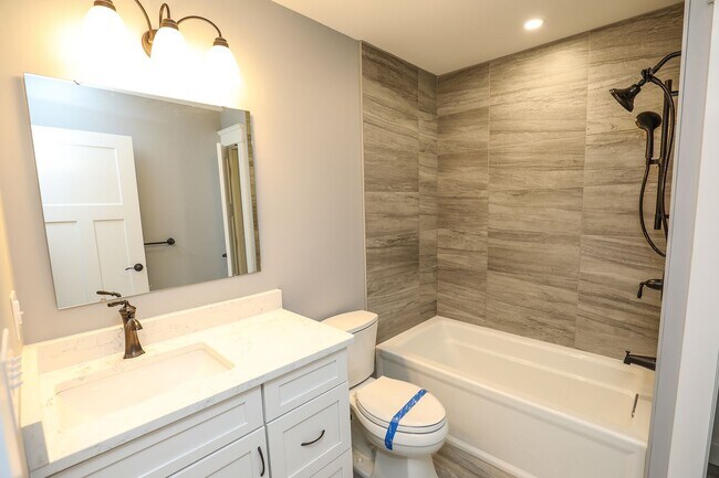 Building Photo - 24 Boston Rd