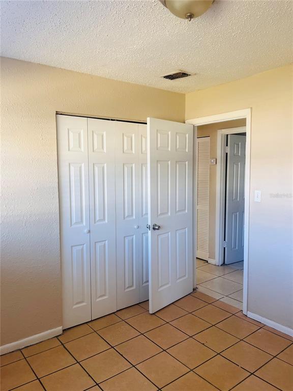 Building Photo - 76 Judith Ln