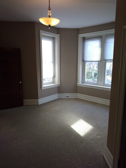 Bedroom 1 - 417 W Walnut St