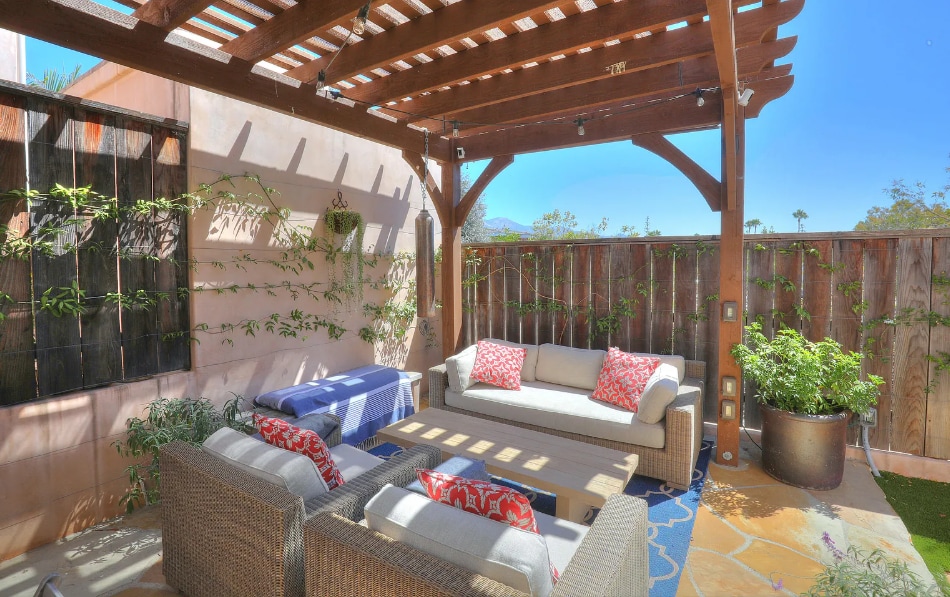 Backyard - 120 Via Lee