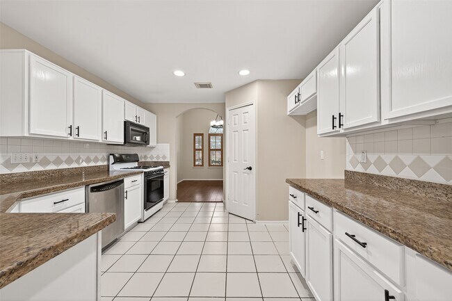 Building Photo - 23035 Canal Rd