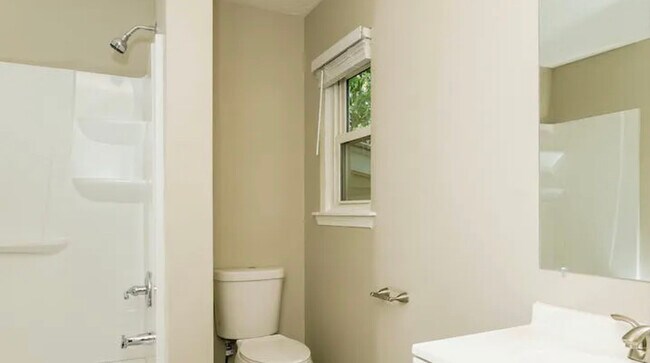 Building Photo - 6815 Turnberry Way