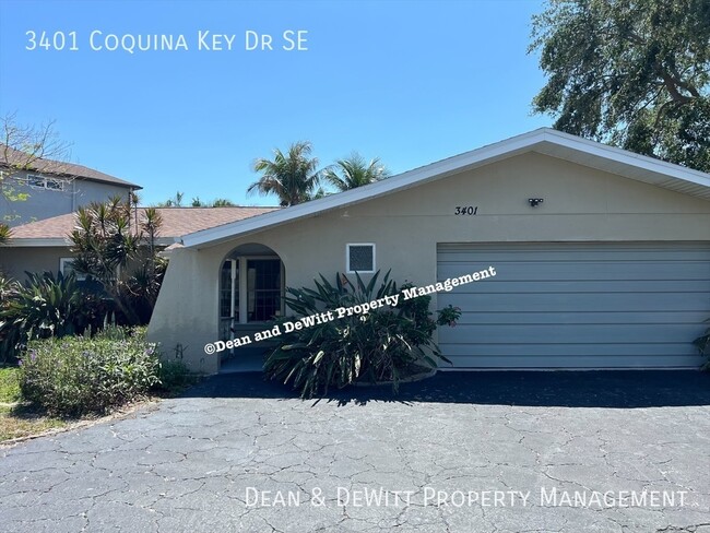 Building Photo - 3401 Coquina Key Dr SE