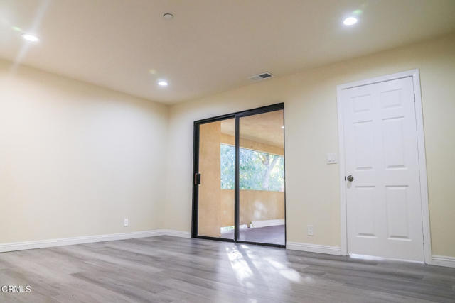 Building Photo - 838 Fairview Ave