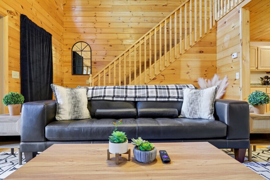 Building Photo - 437 Sheep Stomp Rd