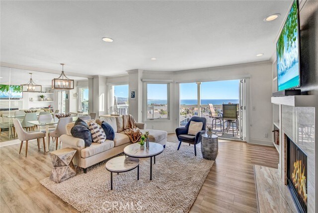 Building Photo - 24432 Alta Vista Dr