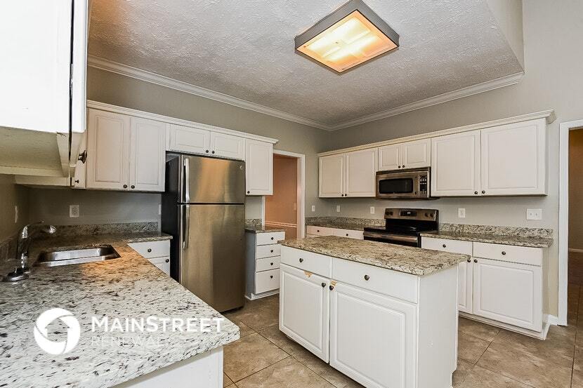 Building Photo - 51 Southern Golf Ct