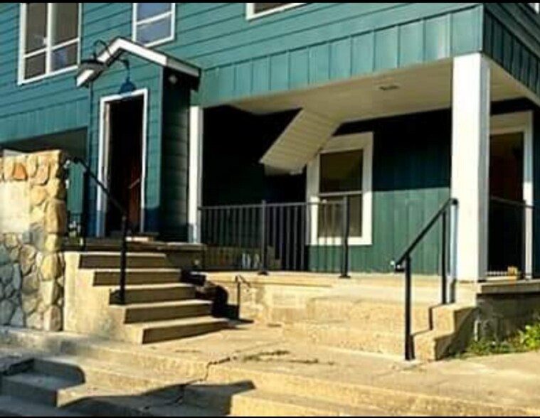 Primary Photo - 1208.5 N Apperson Way