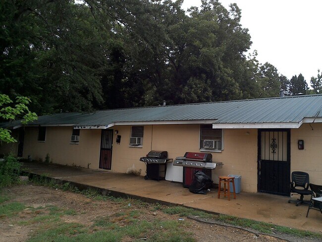 Primary Photo - 4915 11th Ave