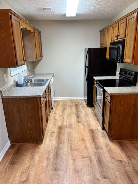 Building Photo - 254 Marcellus Dr