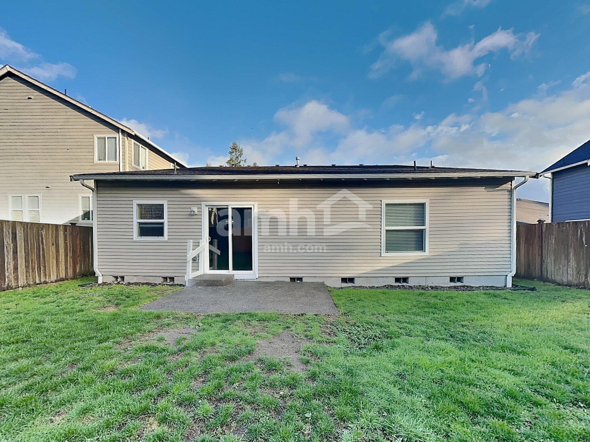 Building Photo - 11102 179th Ave Ct E