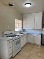 Building Photo - 66435 Acoma Ave