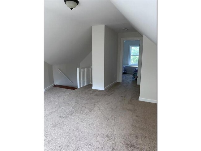 Building Photo - 2818 Dupont Ave N