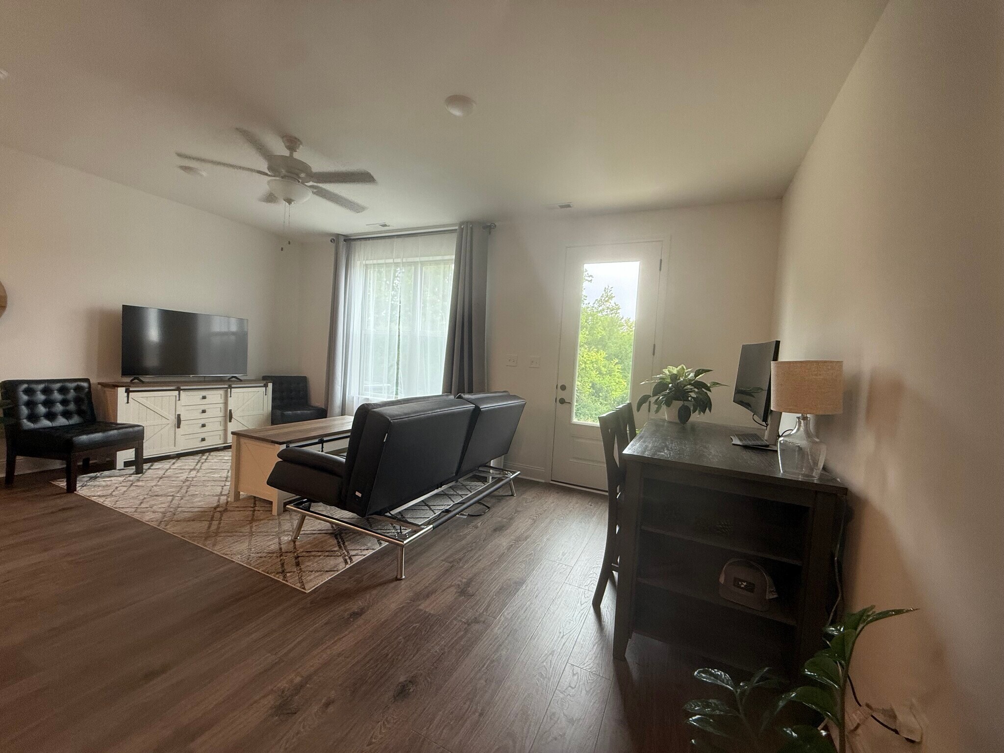 Building Photo - 1516 Mountain Quail Cir