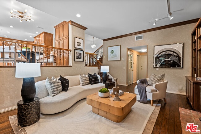 Building Photo - 7538 W 81st St