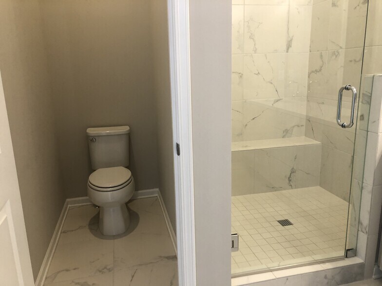 Building Photo - 6604 Sterling Dr