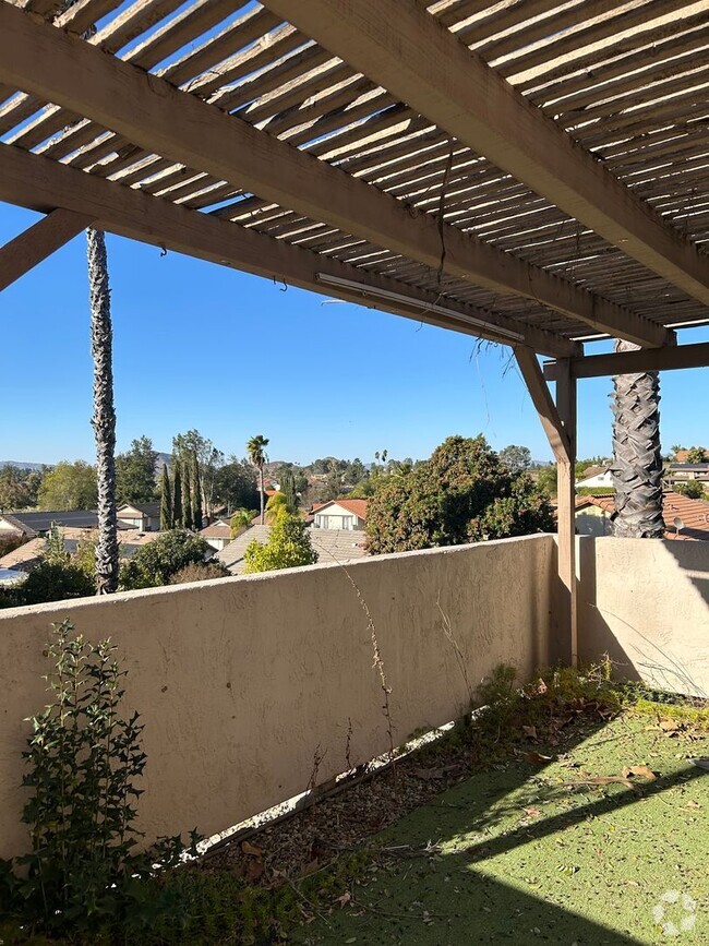 Building Photo - 2 Bed 2 bath in the heart of Rancho Bernar...