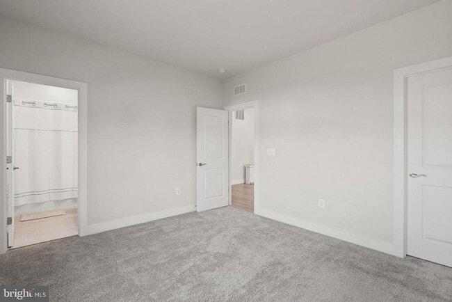 Building Photo - 15648 Dark Star Ln