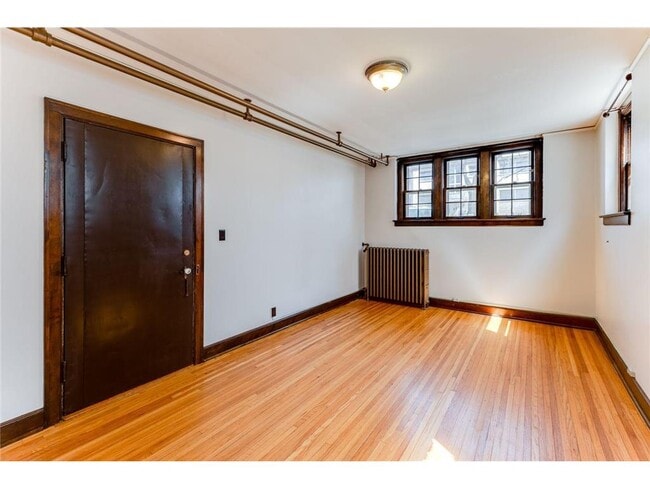 Building Photo - 3406 Harriet Ave