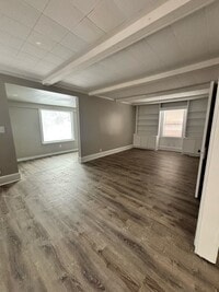 Building Photo - 5302 East Dr