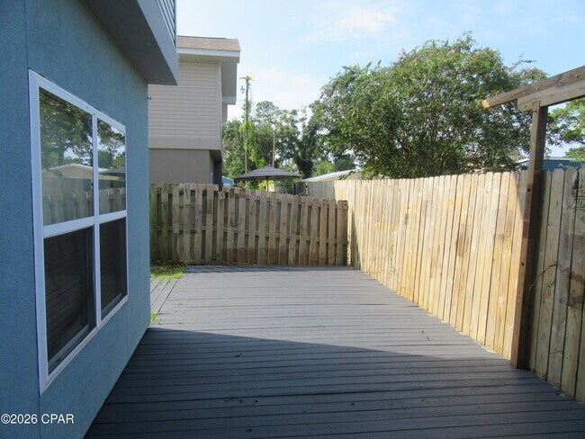 Building Photo - 2413 Astrid Ln