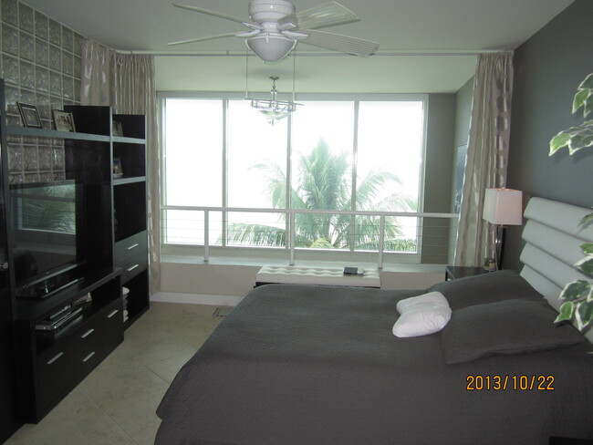 Master Bedroom - 2000 Bay Drive