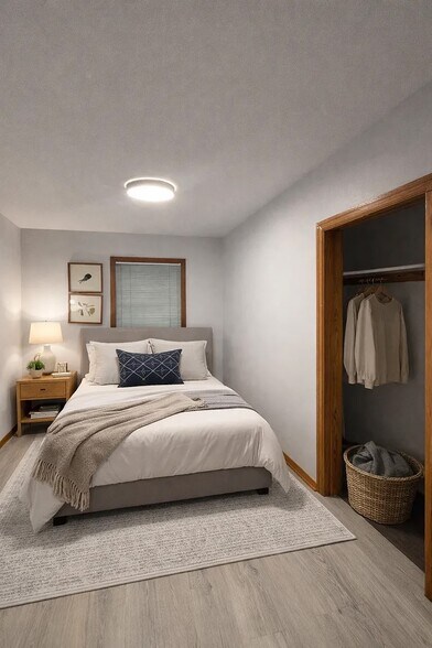 Building Photo - 408 N 68th St