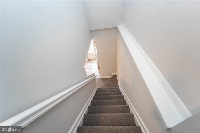 Building Photo - 9428 Orbitan Ct