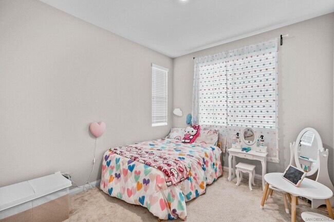 Building Photo - 2098 Bluestone Cir