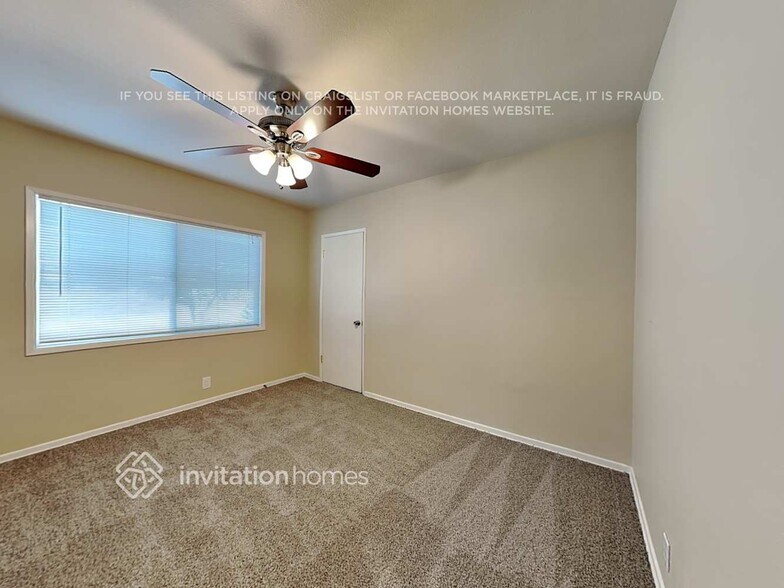 Building Photo - 10943 Kittridge St