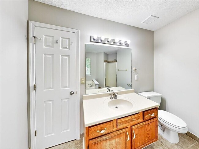 Building Photo - 2755 Ivey Park Dr