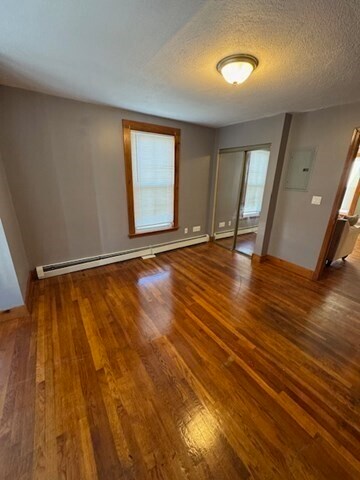 Building Photo - 16 8th Ave