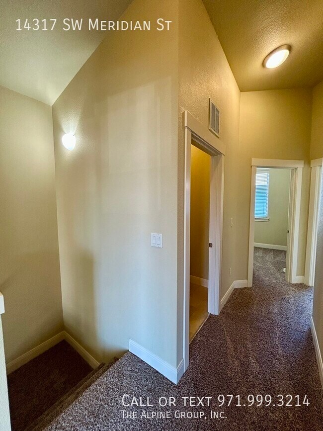 Building Photo - 14317 SW Meridian St