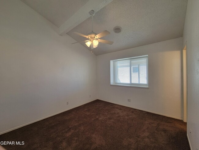 Building Photo - 8695 Pilgrimage Cir