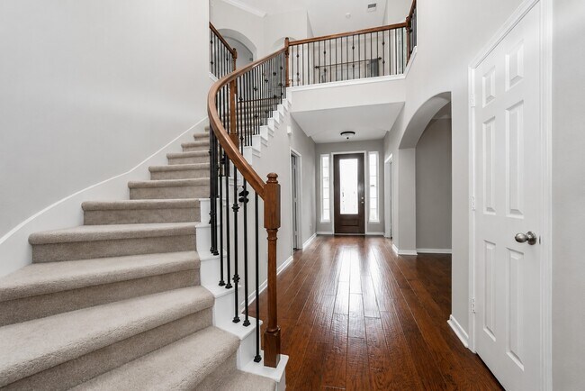 Building Photo - 24427 Ranchwood Springs Ln