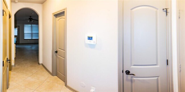 Building Photo - 211 Cheswood Forest Pl