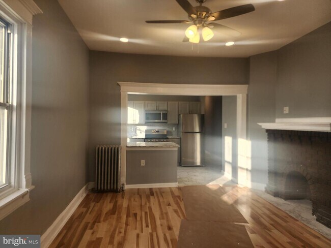 Building Photo - 2807 W Allegheny Ave