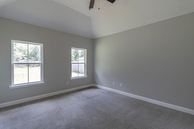 Building Photo - 404 Talmadge Rd