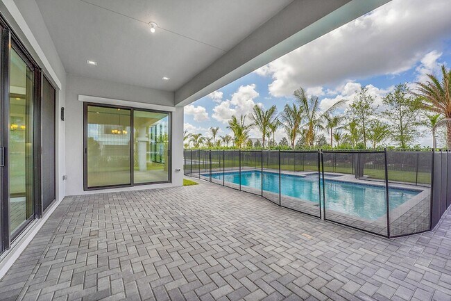 Building Photo - 13005 Feathering Wy