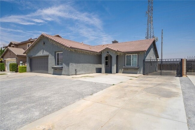 Building Photo - 12833 Biscayne Ave