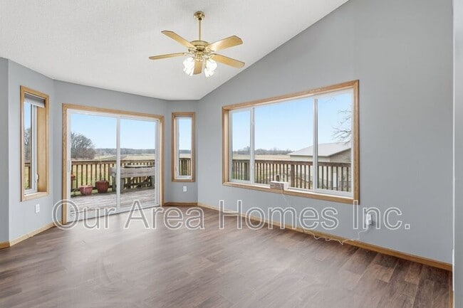 Building Photo - 1778 Klondike Dr NE