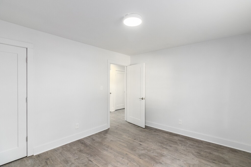 Building Photo - 204 Colleton Rd