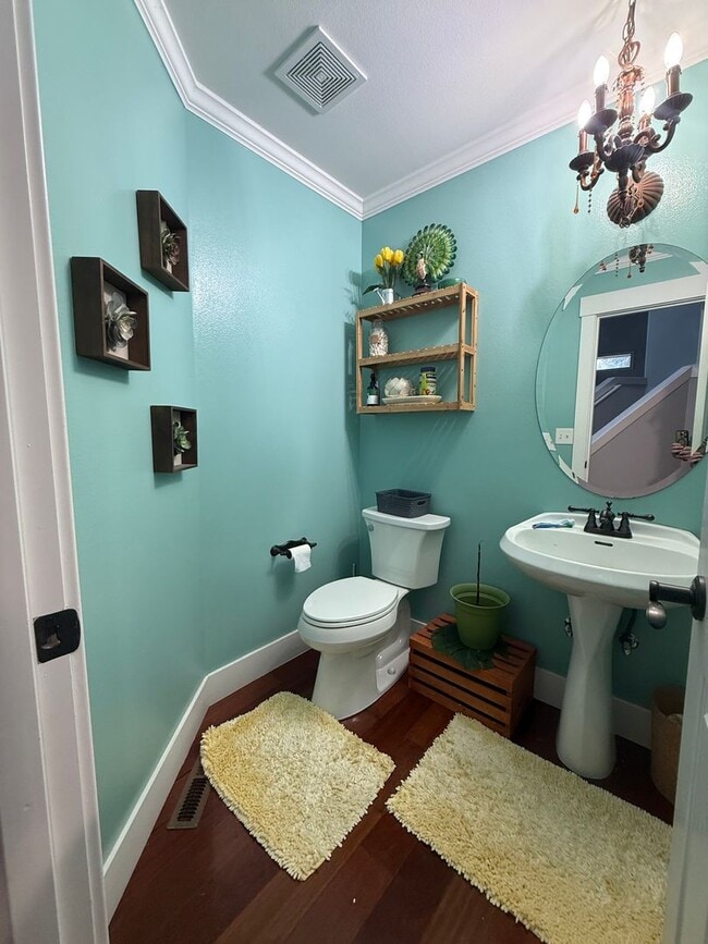 Building Photo - Silverdale 2 Story Home 4bed 2.5 bath